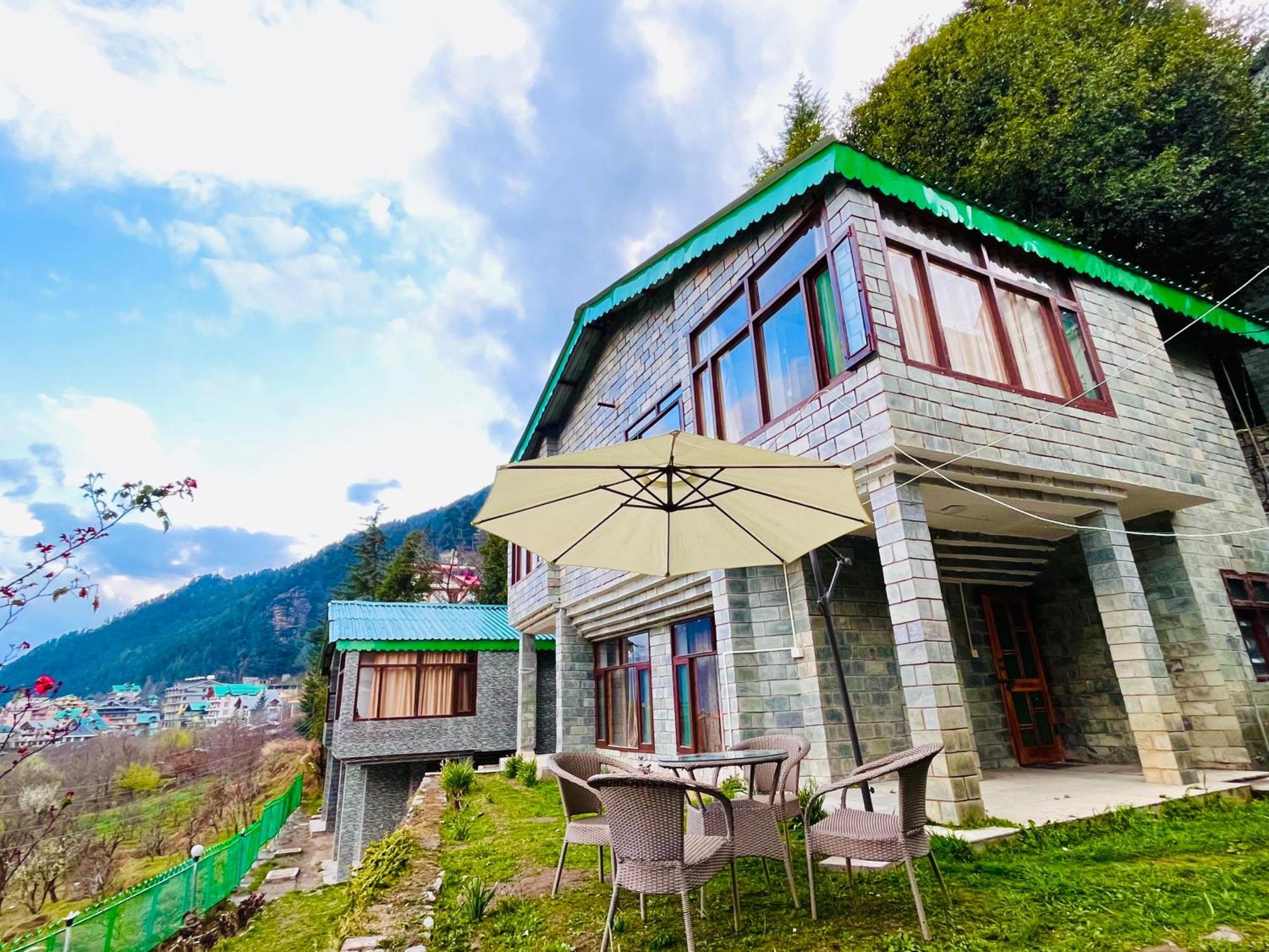 Himalayan Nomad Cottage, Manali ! All 2 Bedroom Independent Cottages ! Personal Lawn Every Cottage ! Parking ! Scenic Mountains View ! Spacious Rooms ! Екстер'єр фото