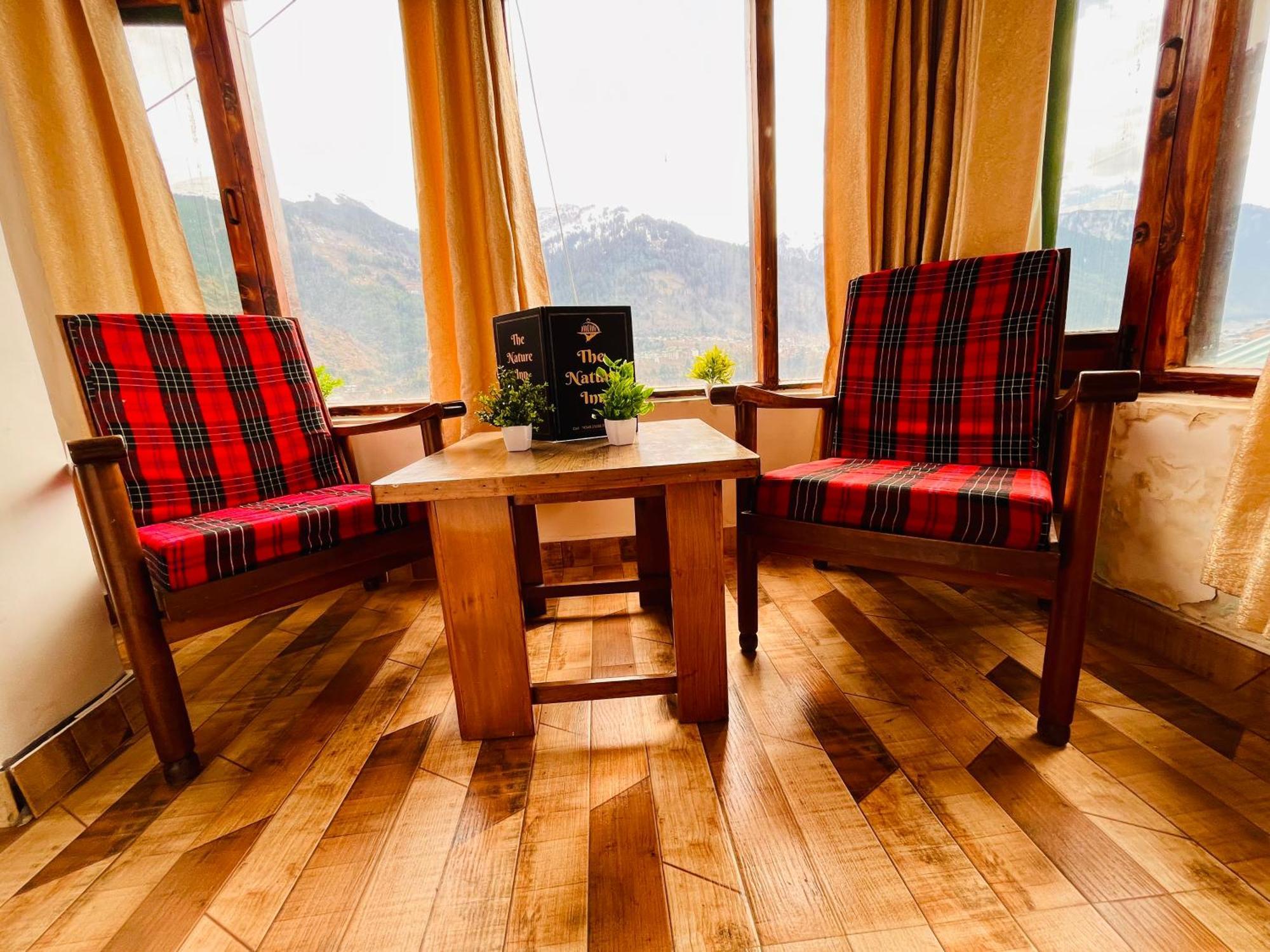 Himalayan Nomad Cottage, Manali ! All 2 Bedroom Independent Cottages ! Personal Lawn Every Cottage ! Parking ! Scenic Mountains View ! Spacious Rooms ! Екстер'єр фото