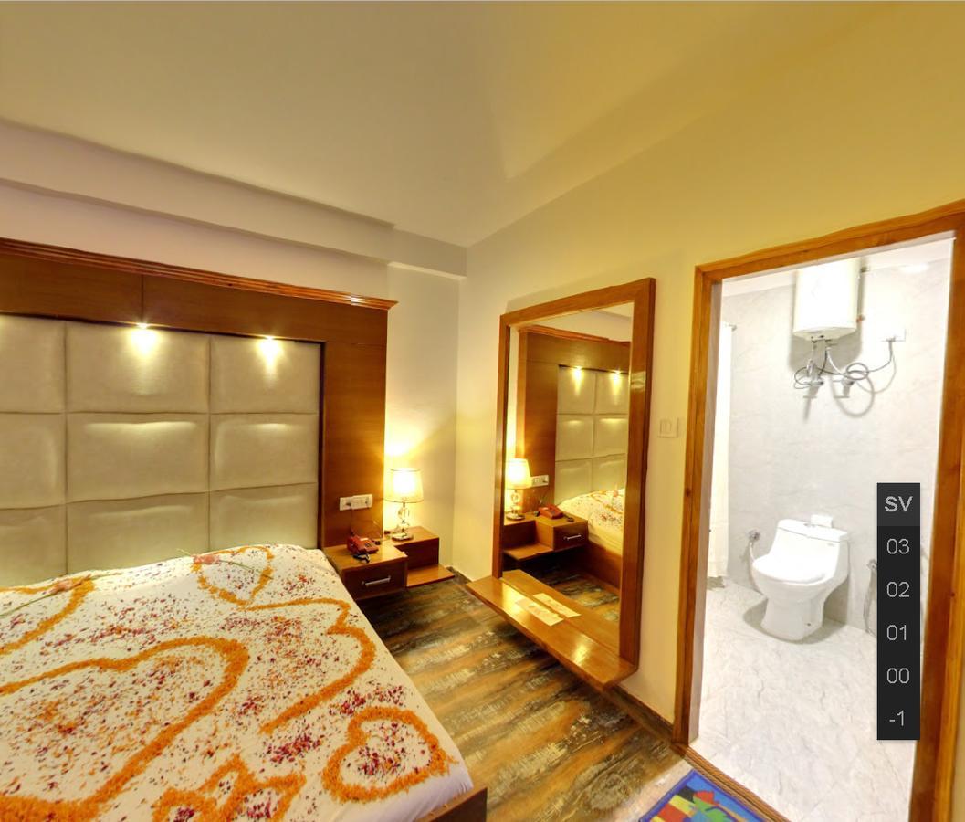 Himalayan Nomad Cottage, Manali ! All 2 Bedroom Independent Cottages ! Personal Lawn Every Cottage ! Parking ! Scenic Mountains View ! Spacious Rooms ! Екстер'єр фото